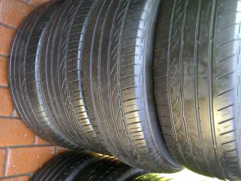 4xDunlop SP Sport 01 tyres 2256018,90 percent tread