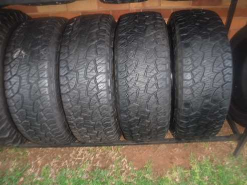 4xHankook Dynapro AT tyres 2656517,between 80to90 percent tread