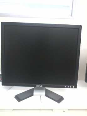 5 of these 15quot DELL LCD screens