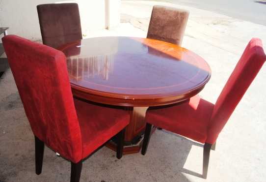 5 Piece Diningroom Set S018235A Rosettenvillepawnshop