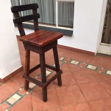 5 sleeper wood bar stools