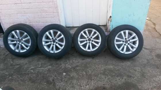 5 stad 14 Inch mag rims set for sale   contact 076 4278509  whatsapp 0764278509