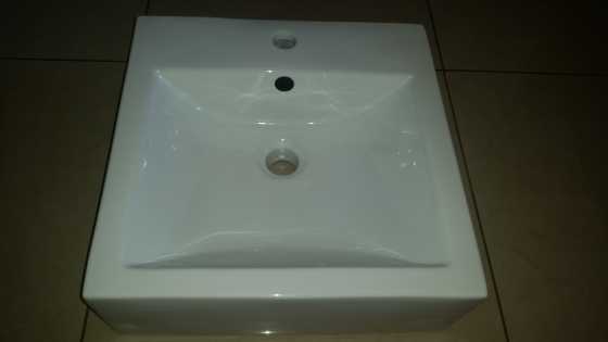 500mm x 500mm Basin (Brand New)