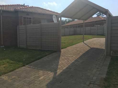 55 sq houses to rent in Thatch hill estate near Monavoni