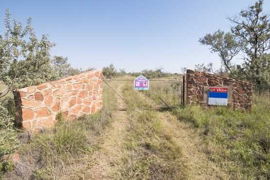 5Ha Near SOSHANGUVE amp Pta with breathtaking views, ONLY R260 000