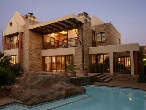 6 bedroom house for sale in Northcliff