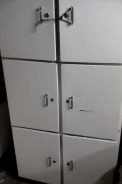 6 door kitchen cupboard