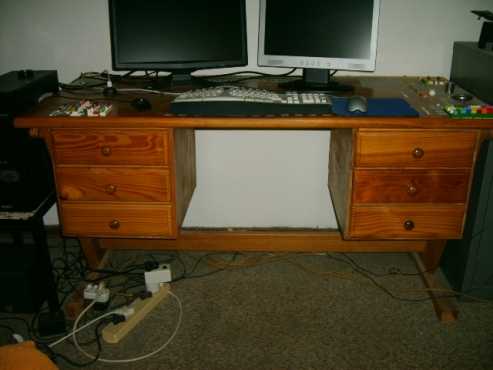 6 drawer sturdy desk