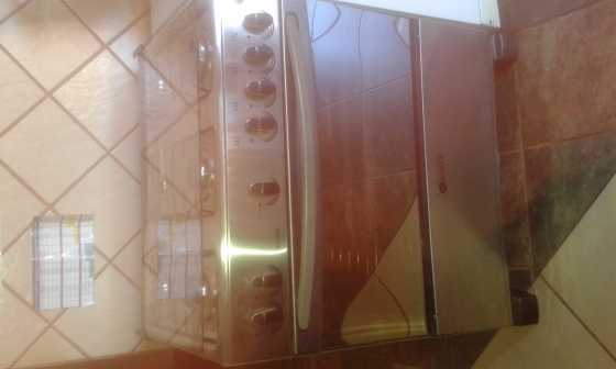 6 Plate Gas stove and oven for sale - Silver - Brand new