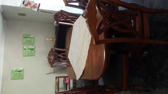 6 seater Diningroom for sale