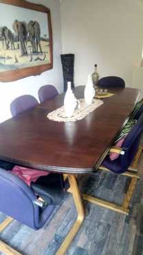 6 seater dinner table with chairs