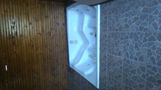 6 Seater Jacuzzi For Sale