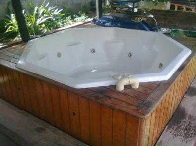 6 Seater JACUZZI X-MASS PROMOTION