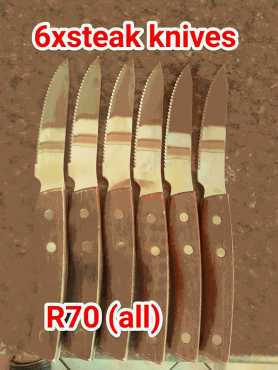 6 STEAK KNIVES