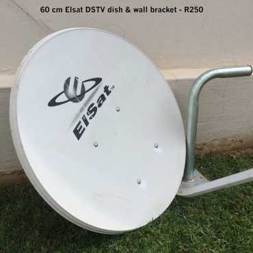 60 CM EISAT DSTV DISH AND WALL BRACKET