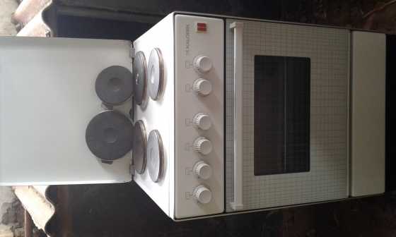 60 cm electric Stove with oven