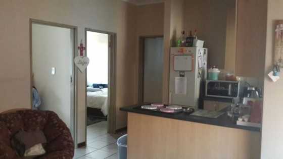 65 m2 double bedroom flat for sale 1,8 km from NWU main campus in Potchefstroom