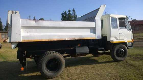 6m FAW tipper te koop