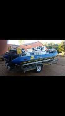 6m rubberduck for sale including all equipment eg.safety, fish finder, gps.2 x 115hp yamaha 2stroke