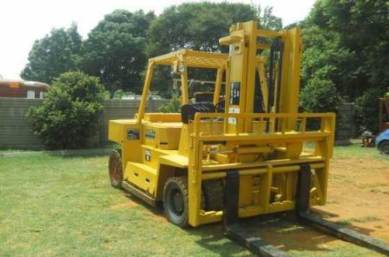 7 TON FORKLIFT - TCM