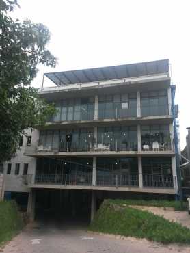 70m, OFFICE TO LET, GREENSIDE