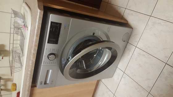 7Kg Silver Front Loader Washing Machine For Sale OR to Swop