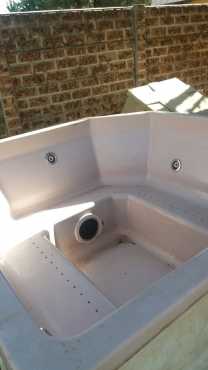 8-10 Seater Jacuzzi for Sale