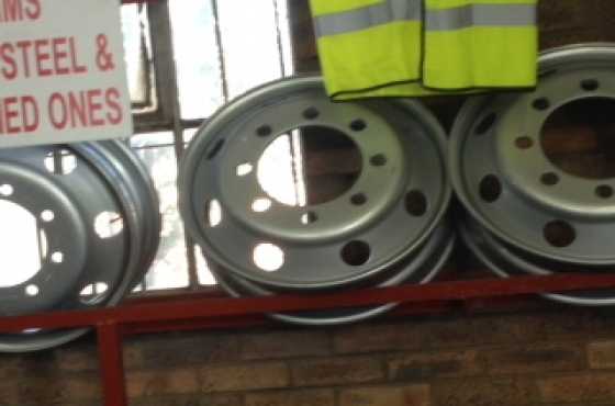 8 HOLES BIGSMALL RIMS FOR 11R.22.5 TYRES(R1250)