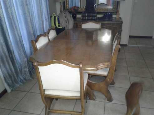 8 seater Oak dining room table