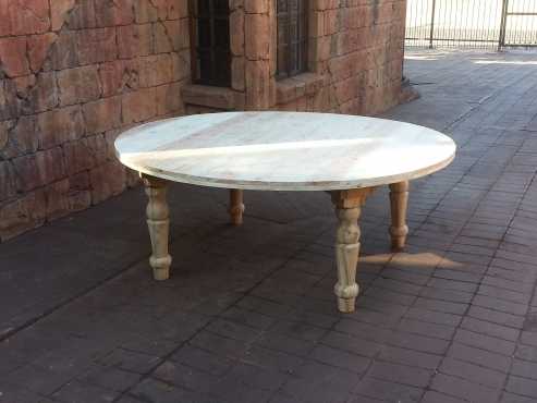 8 Seater Round Farmstyle Pine Table (Diameter 2000mm)