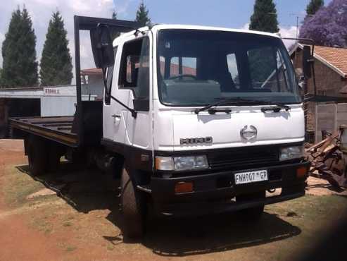 8 Ton Hino Truck 1998 with ADE 366 engine