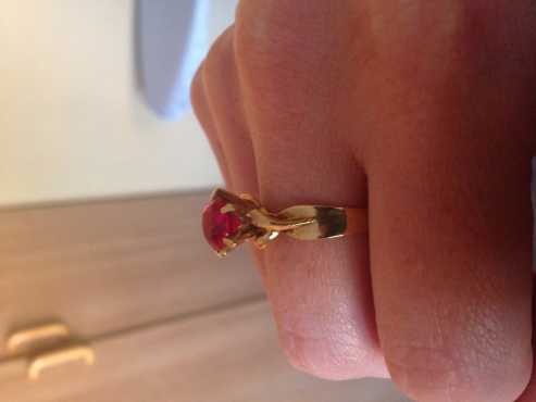 9 Ct Gold ring for sale