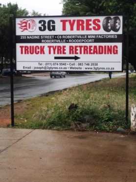 900 - 20 retread truck tyres for R 1 500.00