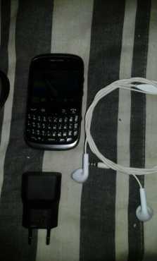 9320 blackberry good condition R750