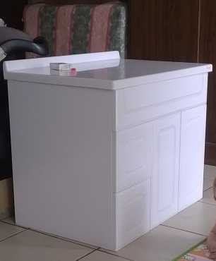 95 Brand new bathroom cabinets for sale