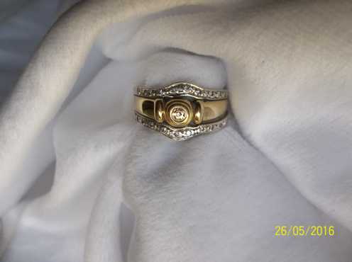 9ct Gold Diamond ring