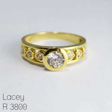 9ct gold rings available