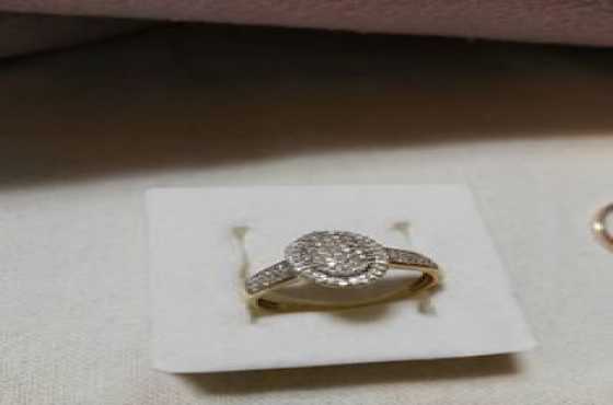 9ct goud en diamante