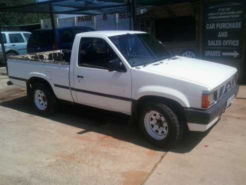 a Nissan Hardbody 1 Tonner 1995