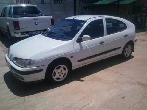 a Renault Megane 2.0i 1998