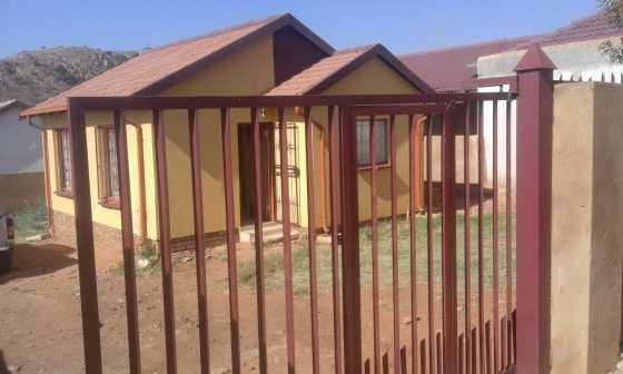 A secured 2bedroom house available in Mahube valley ext 1, EFM Maimane street, Mamelodi