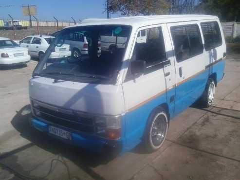 a Toyota Hiace Super 10 Seater 14 1996