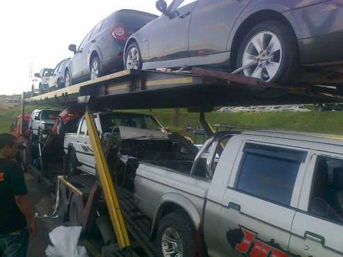Accident damaged and mechanically defected bakkies and cars wanted.