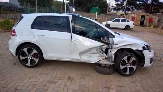 accident damaged golf 7 for sale