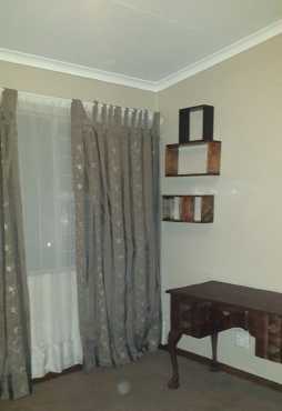 Accommodation for single ladies R2500 all inclusive.DEPOSIT NEGOTIABLE R