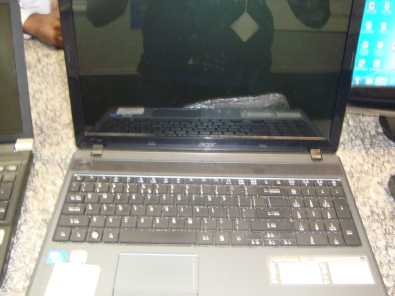 Acer laptop selling for spares