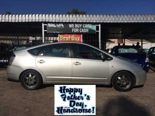 Acknowledged Black Sale - Toyota Prius in Good Condition