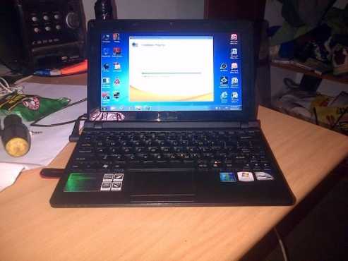 ad. Gigabyte Q2006 NetbookMini Notebook 10.1 Screen needs battery only Looks Brand New R1500