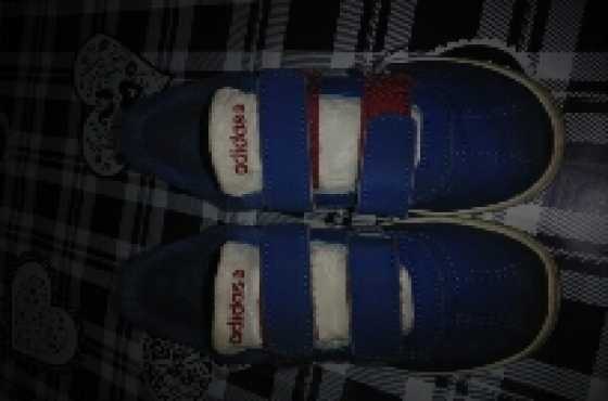 addidas tekkies