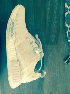 ADIDAS NMD in WHITE